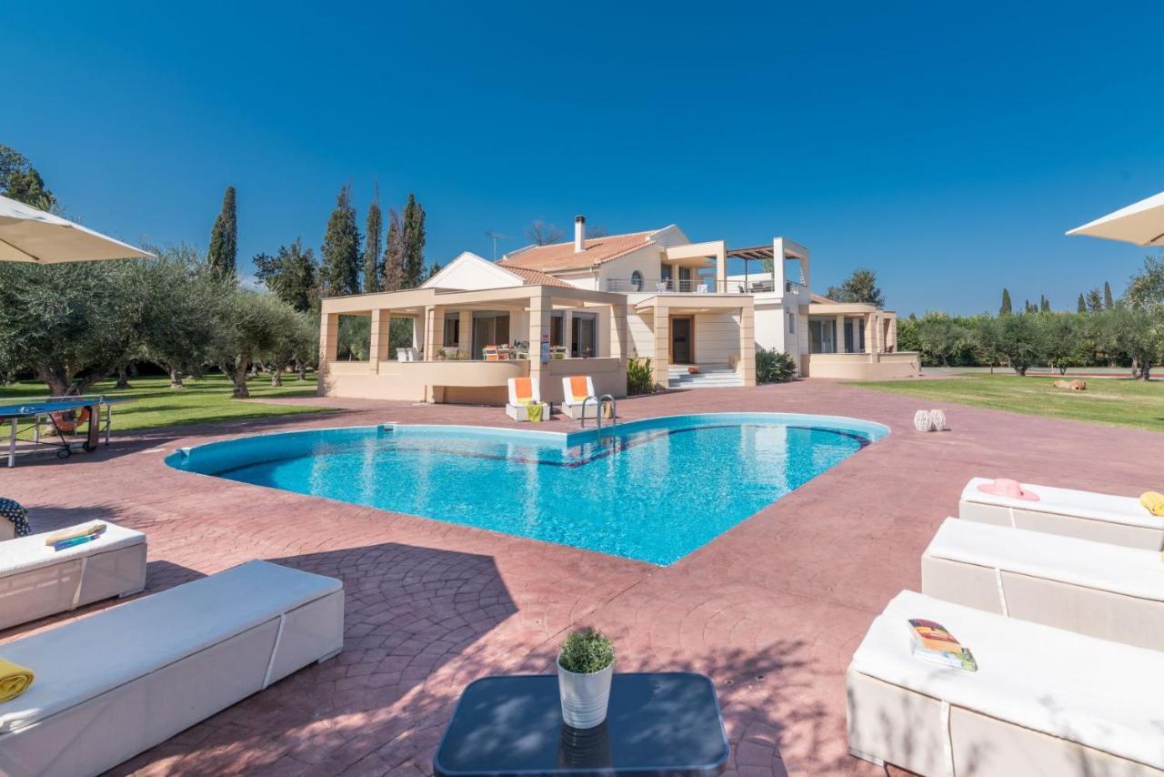 Astarte Villas - Istar Villa With Tennis Court Makhairádhon Екстериор снимка
