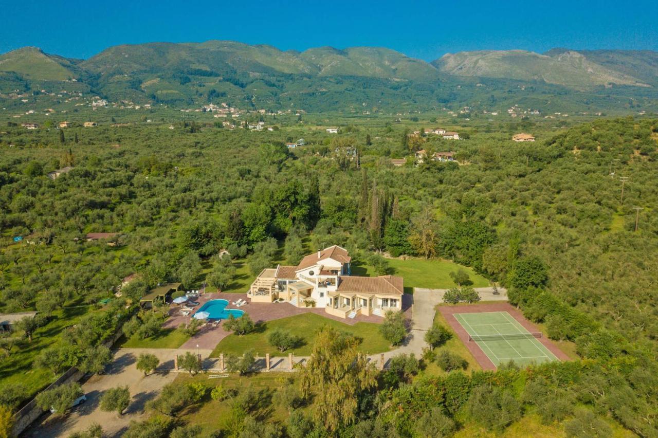 Astarte Villas - Istar Villa With Tennis Court Makhairádhon Екстериор снимка