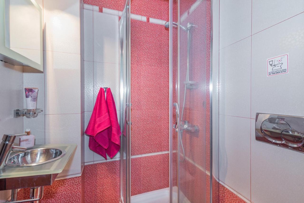 Astarte Villas - Istar Villa With Tennis Court Makhairádhon Екстериор снимка