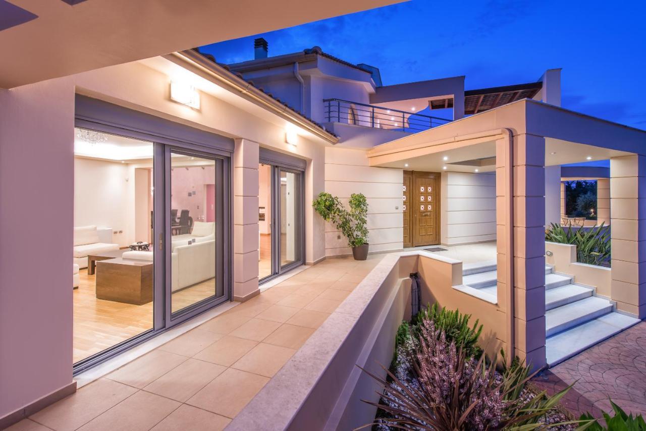 Astarte Villas - Istar Villa With Tennis Court Makhairádhon Екстериор снимка