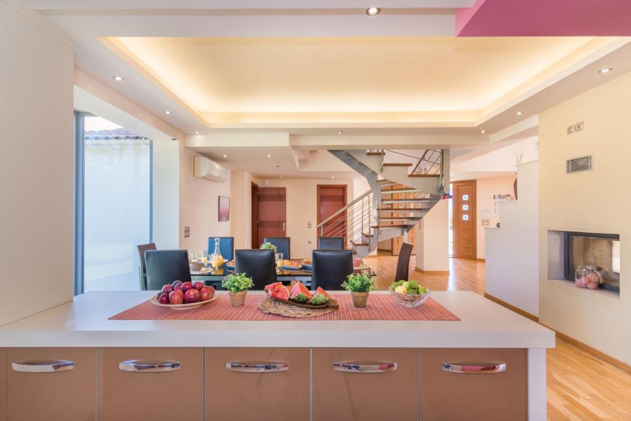 Astarte Villas - Istar Villa With Tennis Court Makhairádhon Екстериор снимка