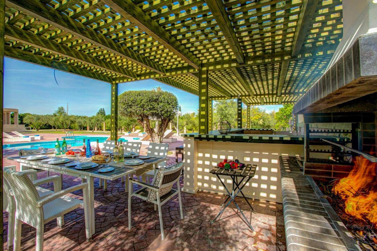 Astarte Villas - Istar Villa With Tennis Court Makhairádhon Екстериор снимка