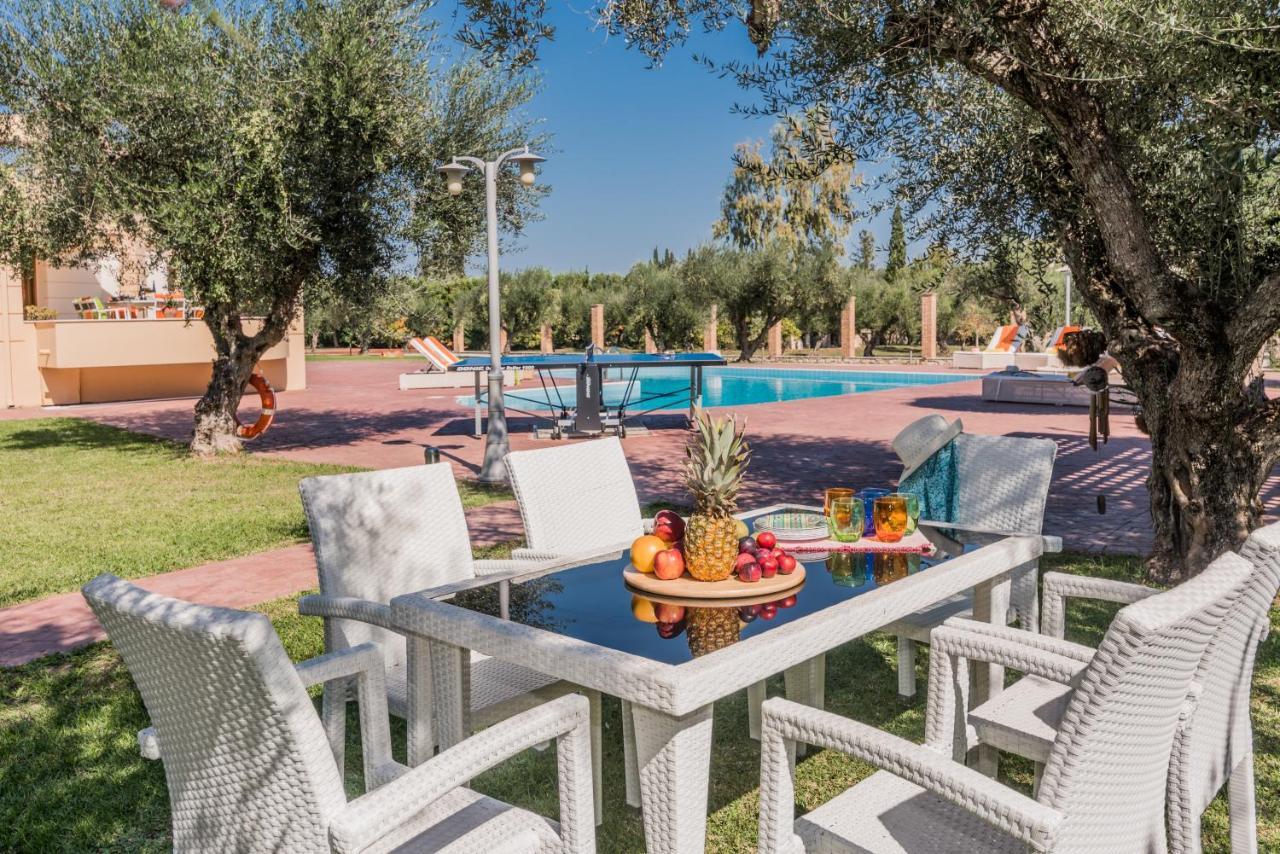 Astarte Villas - Istar Villa With Tennis Court Makhairádhon Екстериор снимка