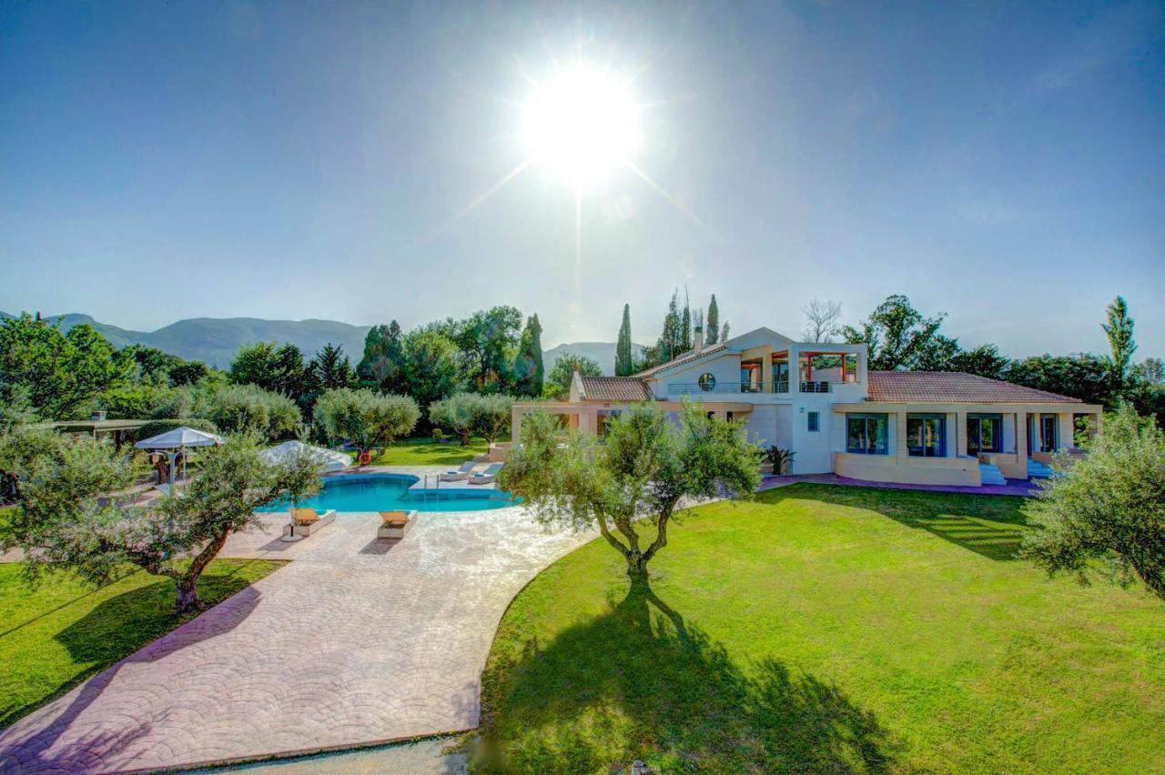 Astarte Villas - Istar Villa With Tennis Court Makhairádhon Екстериор снимка