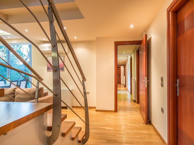 Astarte Villas - Istar Villa With Tennis Court Makhairádhon Екстериор снимка