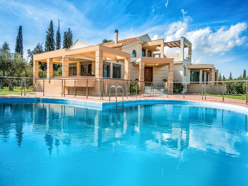 Astarte Villas - Istar Villa With Tennis Court Makhairádhon Екстериор снимка