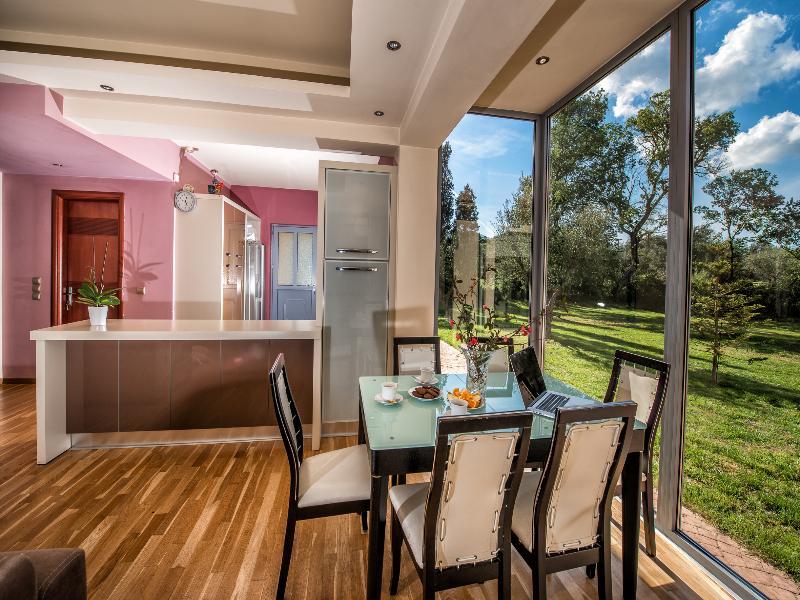 Astarte Villas - Istar Villa With Tennis Court Makhairádhon Екстериор снимка